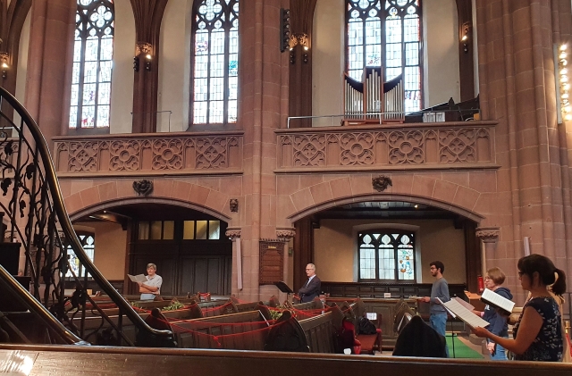 Chorprobe mit Covid-19-Abständen